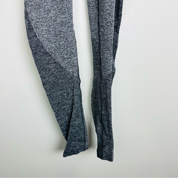 Gymshark Gray Leggings with Teal Waistband Size XS - Picture 3 of 8